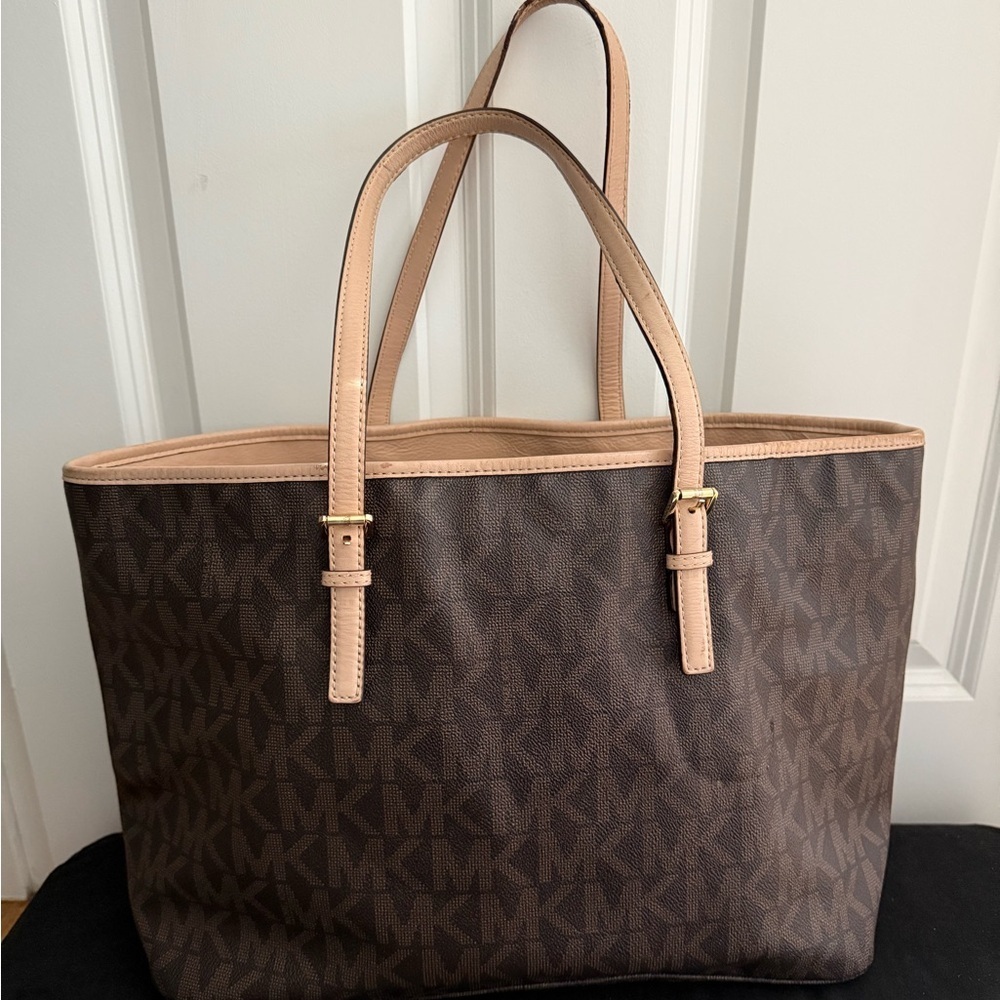 Michael Kors | Jet Set Travel Tote | Excellent Conditions - Picture 2 of 11